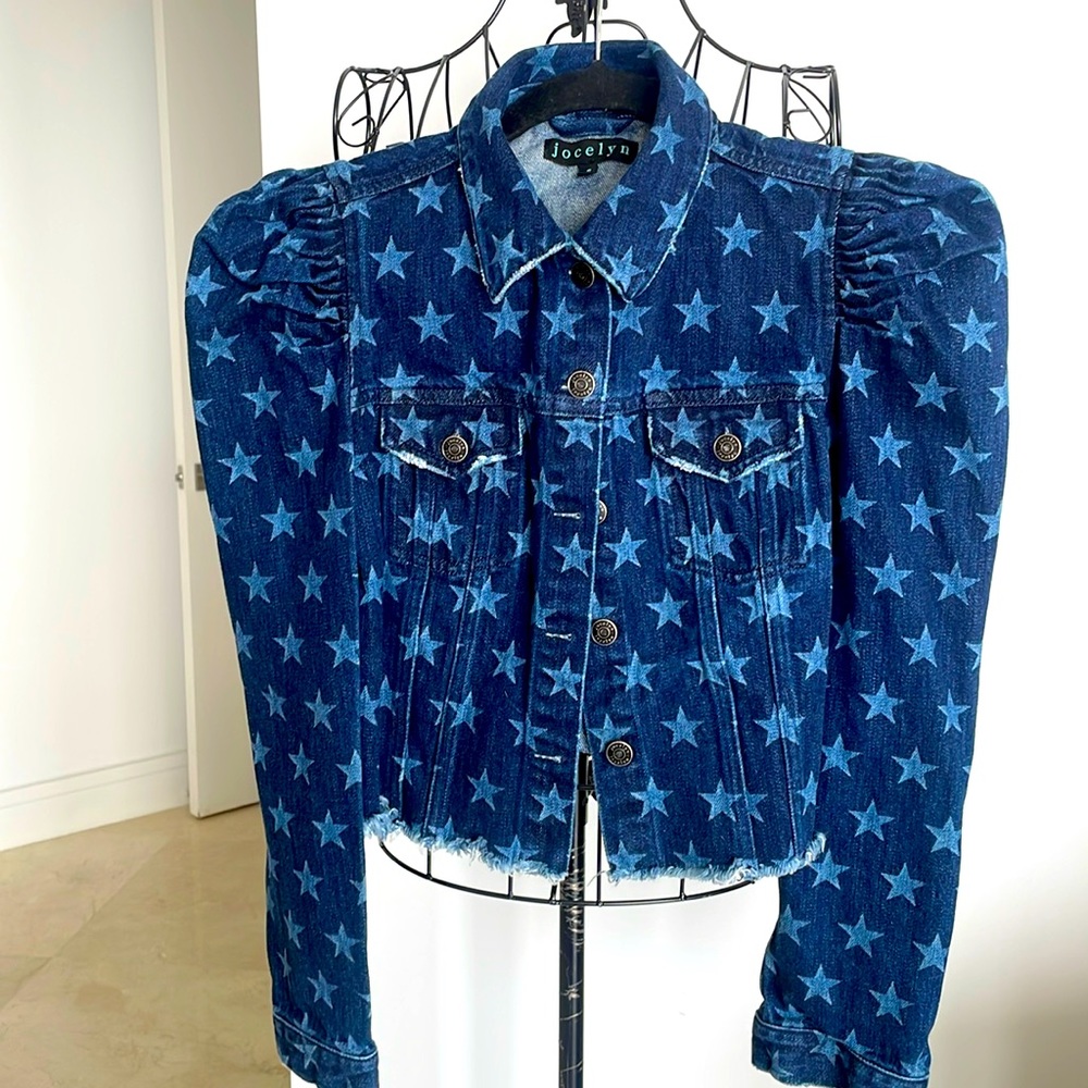 JOCELYN PUFF SHOULDER STAR JEAN JACKET